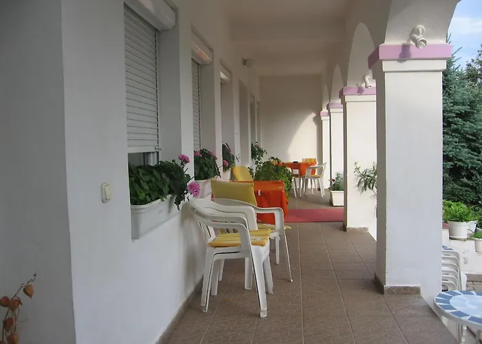 Pension Ovari