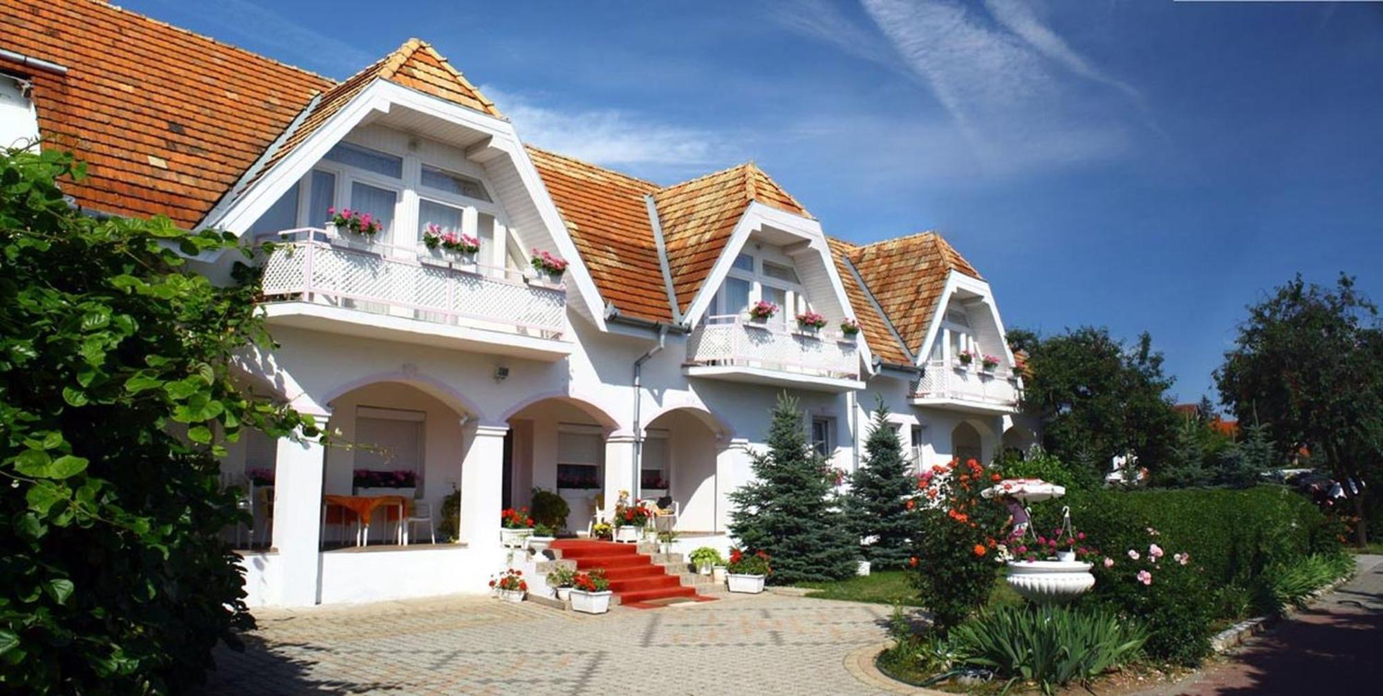 Gasthof Ovari Bük